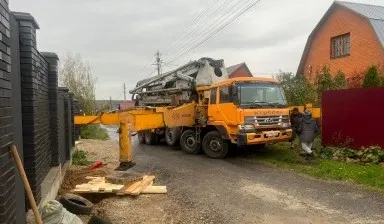 Фото №1 Автобетононасос 52 м от собственника.