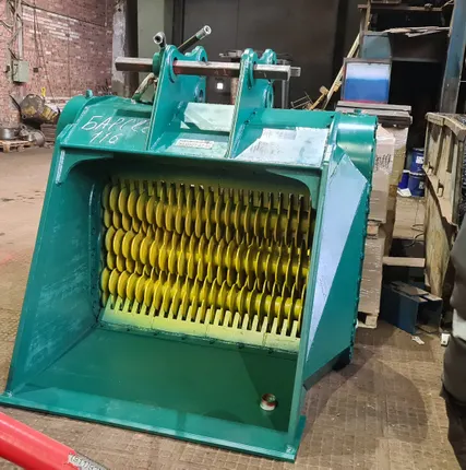 Фото №0 На экскаваторы ковши просеивающие