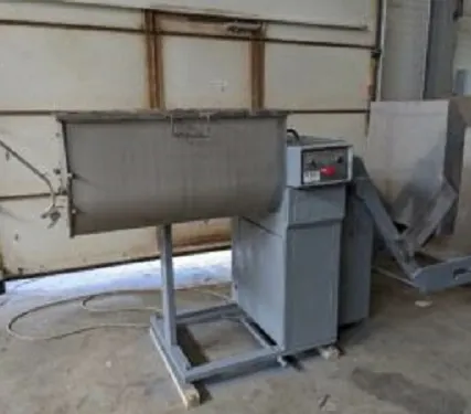 Фото №0 Фаршемешалка, Л5-ФМ2-У, объем чаши 335 л, с подъемом, инв 931 Б/У в Москве