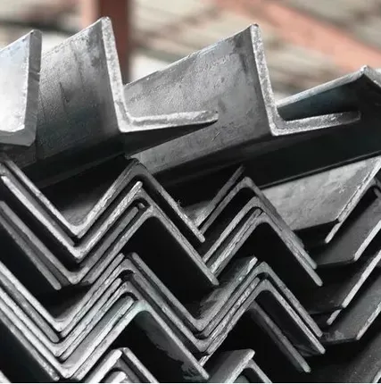 Фото №0 Уголок