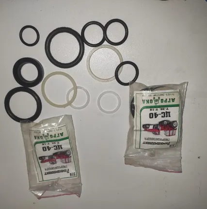 Фото №2 Ремкомплект гидроцилиндра ЦС-40 (Т-16, Т-25, Т-40)