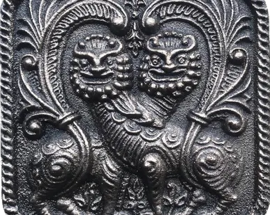 фото Чугунный изразец "Грифон"