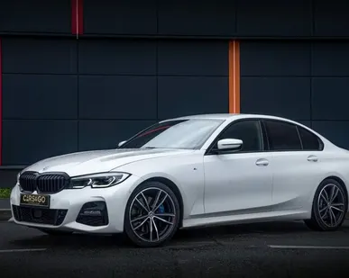 фото BMW 320D Xdrive