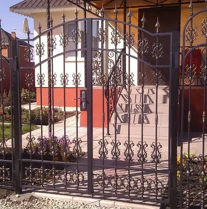 Фото №0 Заборные секции