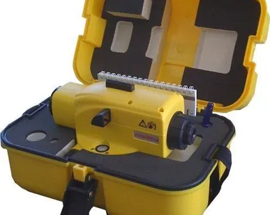 фото Аренда оптического нивелира с треногой и линейкой.