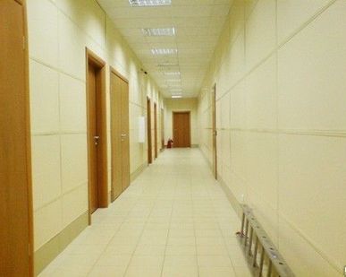 фото Потолок из гипсокартона (окрашенный RAL 7040)