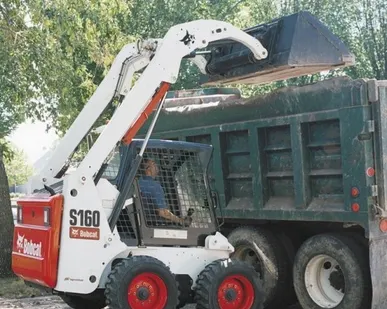 фото Выкуп мини-погрузчика  Bobcat S510 б.у. с наработкой.