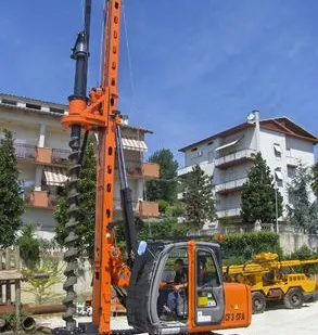 фото АРЕНДА малогабаритной буровой установки От собственника
