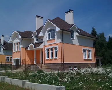 фото Строительство коттеджей из керамзитобетонных блоков (коробка)