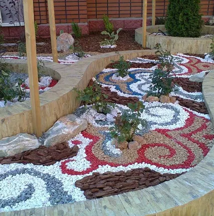 Фото №0 Окрашенный щебень