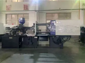 Фото №1 Термопластавтомат для производства пластиковых ведер Z140 в Москве