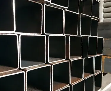 фото Труба профильная 60х60х2х6000