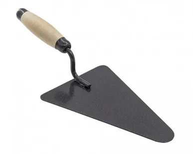 фото Кельма РемоКолор ТРЕУГОЛЬНИК бетонщика 200*150 мм.