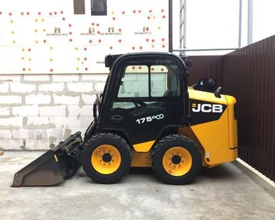 фото Аренда минипогрузчика JCB 175