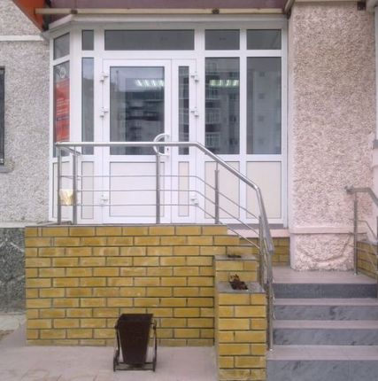 Фото №0 Входные группы для офисных зданий