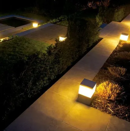 Фото №0 Монтаж системы наружного освещения в частном доме