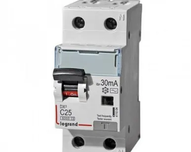 фото Выключатель автоматический 2п 40А С 6кА DX3 Legrand