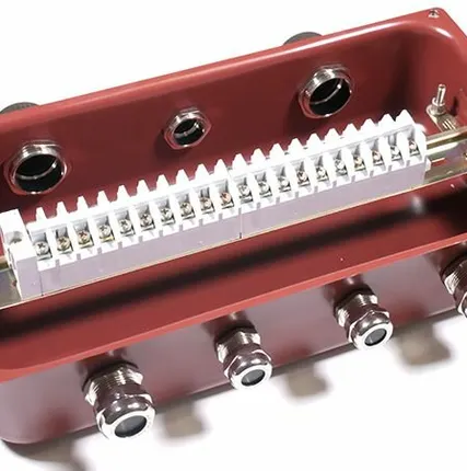 Фото №0 ЗЭТАРУС Коробка клеммная метал. 336*175*100 7ввод пластик IP54 У2 У615А ЗЭТАРУС zeta30324