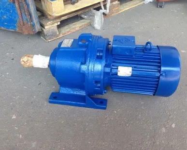 фото Электродвигатель АИР 225М8 мощность 30 кВт, частота вращения 750 об/мин