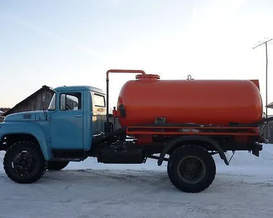 фото Услуги бензовоза 4.5 м3
