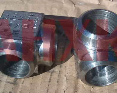 фото Угольники 90° 32х3,5 ст.13ХФА