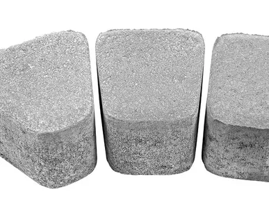 фото Тротуарная плитка Берит Комплект Готика Серая 121х115х80, 103х115х80, 86х115х80 на сером цементе