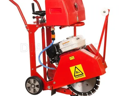 фото Строительная и дорожная техника:Резчики швов:Бензиновые:Резчик швов Diam JR