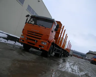 фото СЕДЕЛЬНЫЙ ТЯГАЧ КАМАЗ 65116-23 с КМУ Soosan 736 L2 ТОР
в