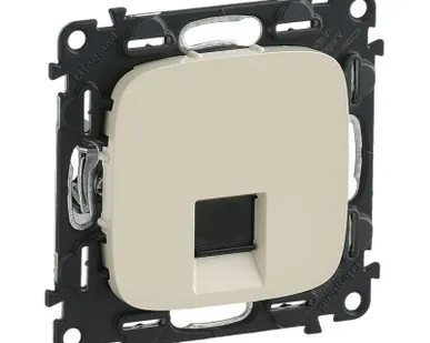 фото Механизм розетки комп. 1-м Valena Allure RJ45 CAT.5E UTP с лицевой панелью сл. кость Leg 753840