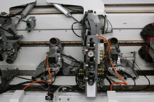 Фото №10 Кромкооблицовочный станок IMA ADVANTAGE 400L Б/У в Правдинском