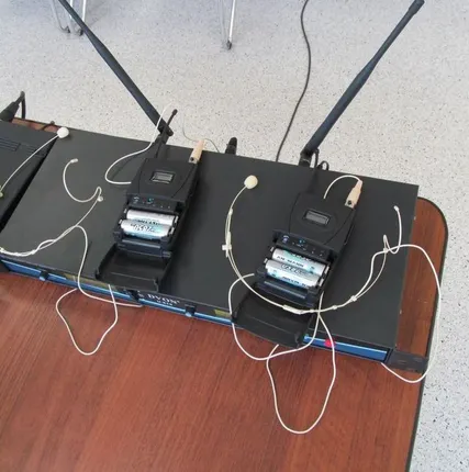 Фото №0 Аренда Микрофонов, петличных и головных гарнитур