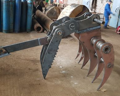 фото Из стали корчеватель долговечный