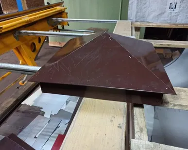 фото Колпак на забор 390х390 мм