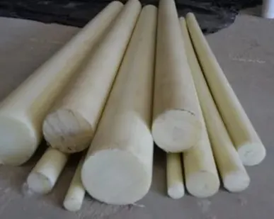 фото Капролон стержневой диаметром 30 мм