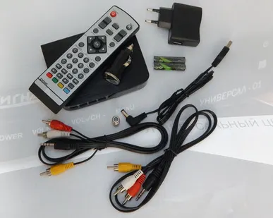 фото Цифровой приемник DVB-T2 Сигнал Универсал-02 HD для автомобиля, дома.