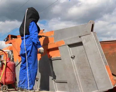 фото Удаление старых лакокрасочных покрытий