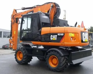 фото Аренда экскаваторов Caterpillar M316D на колесном ходу с ковшом и гидромолотом