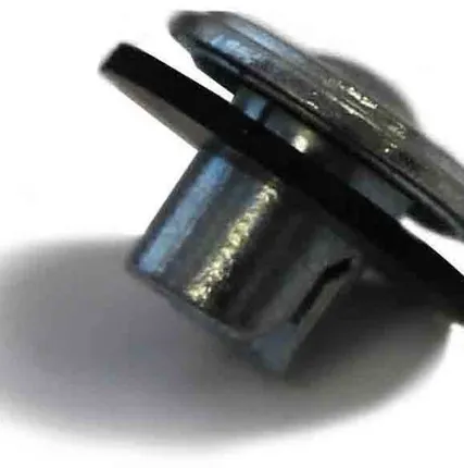 Фото №0 Клипса рассекателя 300