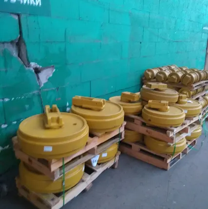 Фото №0 Колесо направляющее DX255LC Doosan K1011790