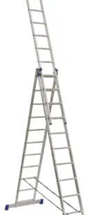 фото Лестница стремянка (3-х секционная)