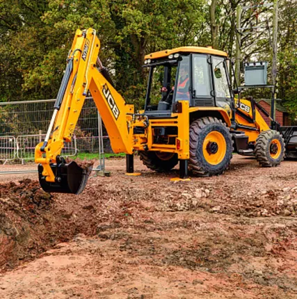 Фото №0 Копка траншей