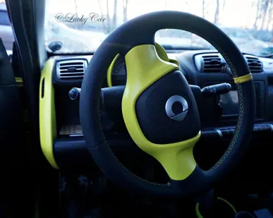 фото Перетяжка (обтяжка) руля автомобильной кожей.