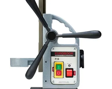 фото Универсальный зажим на магнитном основании F16