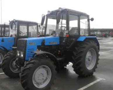 фото Трактор Беларус 1025.2 (107 л.с.) Минская сборка МТЗ