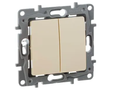 фото Механизм переключателя 2-кл. СП Etika Plus 10А IP20 250В 10AX безвинт. зажимы сл. кость Leg 672312