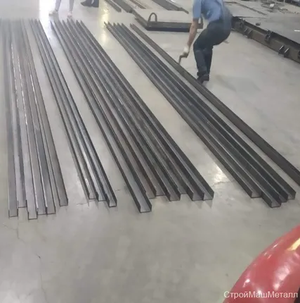 Фото №0 Швеллер 33П ст 3