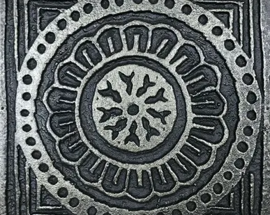 фото Чугунная плитка "Солар"