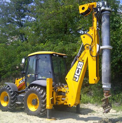 Фото №0 Буровая мачта на экскаватор JCB 4CX