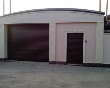 фото Архитектурные элементы карнизы, наличники