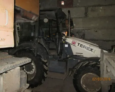 фото Экскаватор-погрузчик TEREX 880SX (2007)
